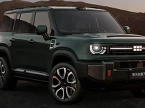 Potret SUV Boxy Geely yang Bisa Berenang