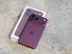 Unboxing iPhone 18 Pro Max Burgundy, Semewah Apa HP Rp 29 Juta?