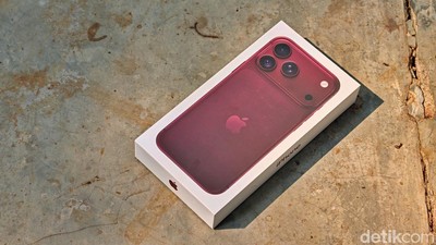 Unboxing iPhone 18 Pro Max Burgundy, Semewah Apa HP Rp 29 Juta?