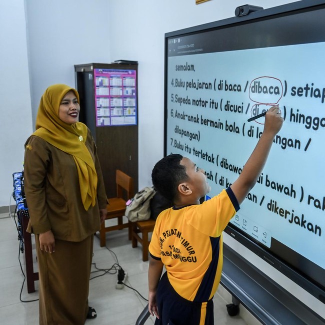 Perbaikan Sekolah hingga KJP-KJMU, Jakarta Diklaim Jadi Kota Pelajar Nomor Satu