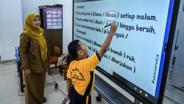 Perbaikan Sekolah hingga KJP-KJMU, Jakarta Diklaim Jadi Kota Pelajar Nomor Satu