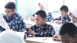 Balikpapan Belum Terapkan PJJ, Jam Masuk Sekolah Dimundurkan