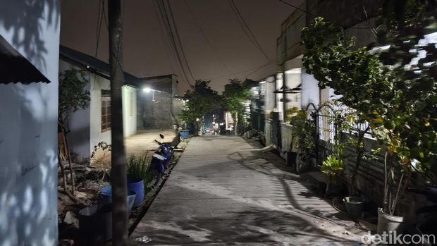 Listrik di rumah warga di Batam mulai menyala. (Alamudin Hamapu/detikSumut)