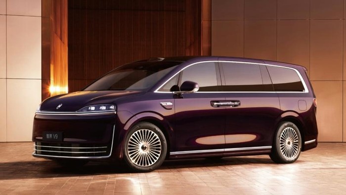Luxeed V9