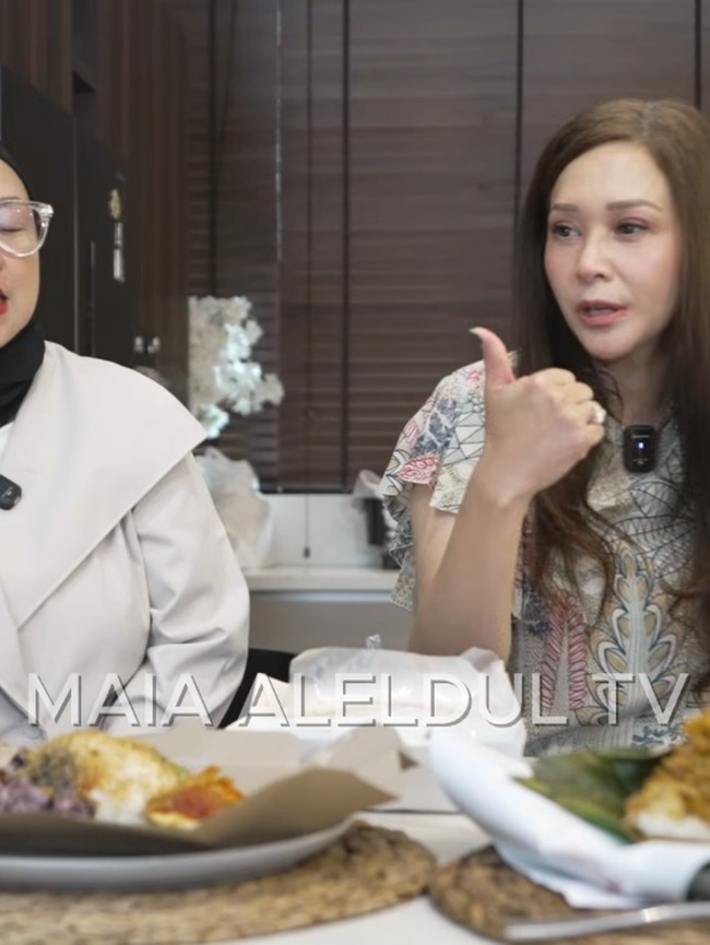 Endulita! Maia Estianty Cicip Lontong Kupang Hingga Pecel Semanggi
