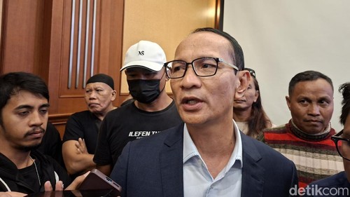 Wali Kota Mataram Mohan Roliskana, resmi terpilih sebagai Ketua KONI NTB periode 2026-2030 di Mataram, Selasa malam (13/10/2026).