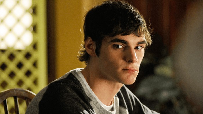 RJ Mitte dalam serial Breaking Bad.