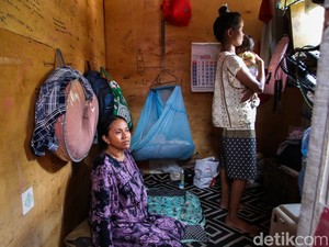 Di Balik Gemerlap Ibu Kota, Ada Kontrakan Harian 3x1 M yang Dihuni 5 Orang