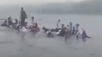 Detik-detik 37 Pelajar Selamat Usai Sampan Terbalik di Perairan Mentawai