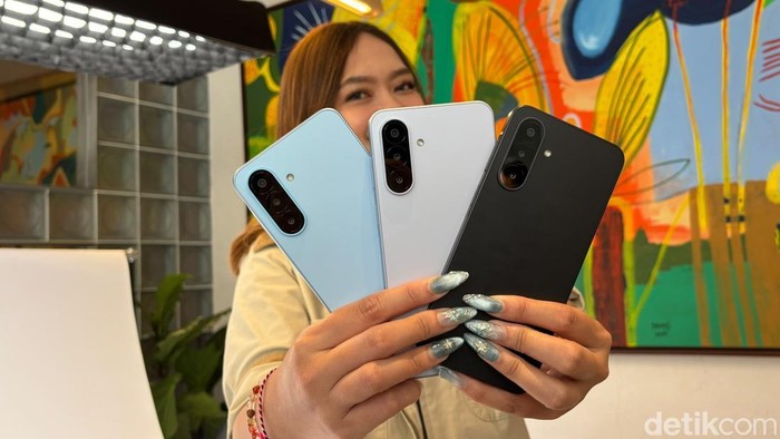 Samsung Galaxy A18