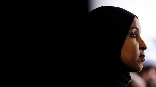 Picture taken January 28, 2026. US Representative Ilhan Omar (D-MN) holds a press conference at Karmel Mall, after the fatal shootings of Renee Nicole Good and Alex Pretti by federal immigration agents, in Minneapolis, Minnesota, US, January 28, 2026.   REUTERS/Brian Snyder