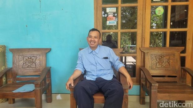 Viral di Bantul Dukuh Jambean, Hendi, ditemui di rumahnya di Pedukuhan Jambean, Triwidadi, Pajangan, Bantul, Selasa (13/10/2026).
