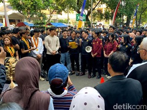 Geger Dosen Diduga Cabuli Belasan Mahasiswa di Universitas Pasundan
