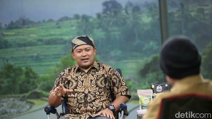 Asep Hidayat Mustopa - DPD Awards