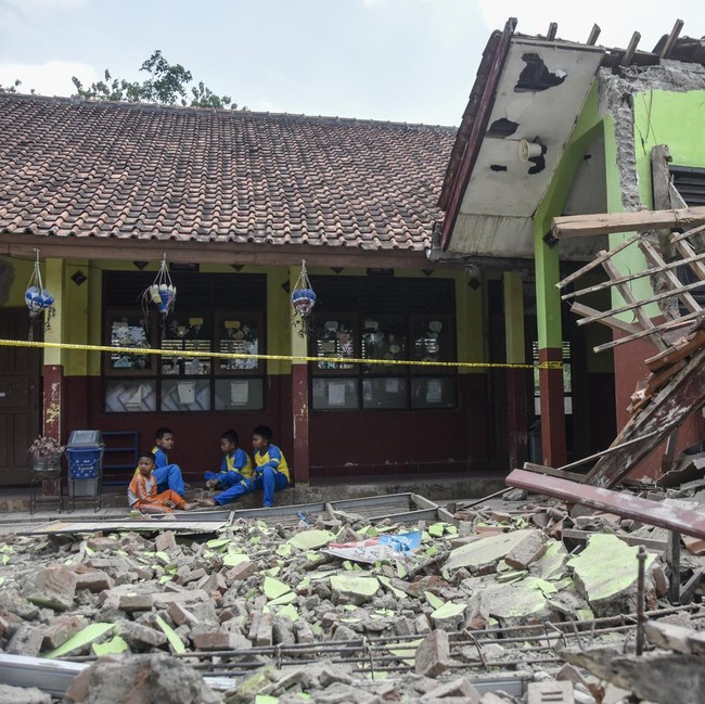 Bangunan SDN 3 Batulawang Banjar Ambruk, Diduga akibat Tanah Labil