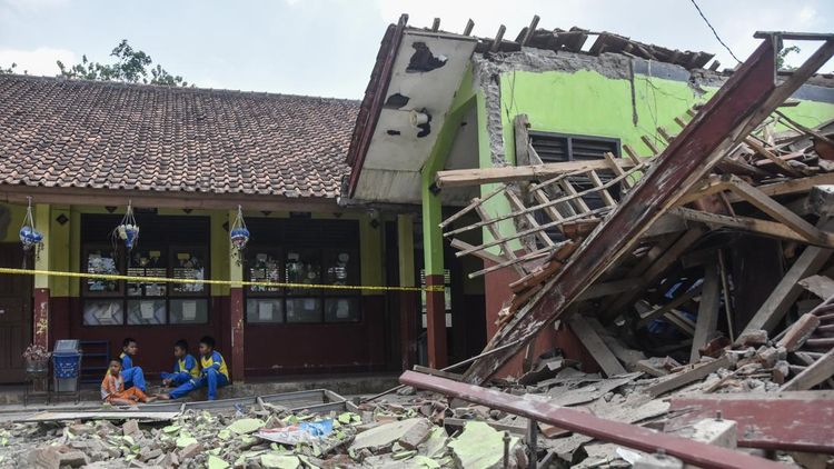 Bangunan SDN 3 Batulawang Banjar Ambruk, Diduga akibat Tanah Labil