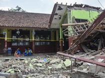 Bangunan SDN 3 Batulawang Banjar Ambruk, Diduga akibat Tanah Labil