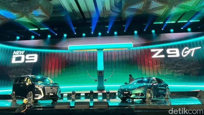 Danza New D9 dan Z9 GT Meluncur