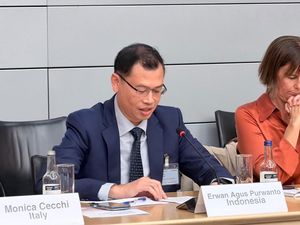 Indonesia Paparkan Strategi Penyederhanaan Birokrasi dalam Forum OECD Paris