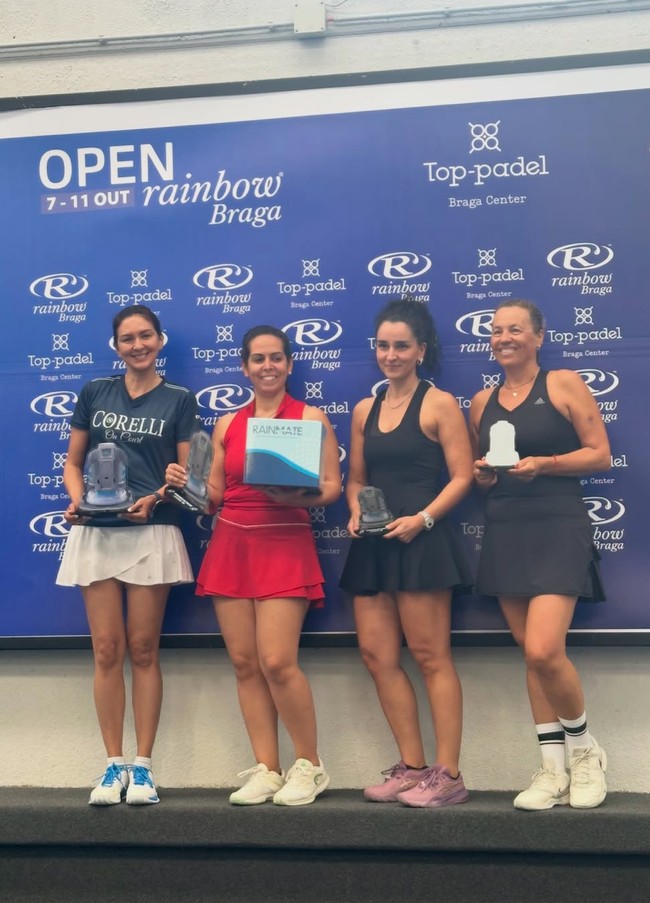 Di hari pertama, group stage Donna keluar sebagai juara group. Di hari kedua, Donna dan rekannya berhasil mendapat juara di kategori F6.&nbsp;Foto: Instagram/@dagnesia