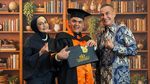 Ferdy Hasan Terharu Fasha yang Berkebutuhan Khusus Jadi Sarjana