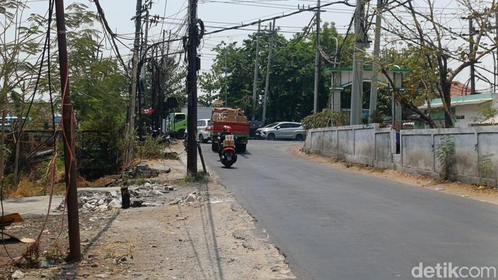 Jalan Romokalisari terlihat lancar usai sepekan tak ada pungli