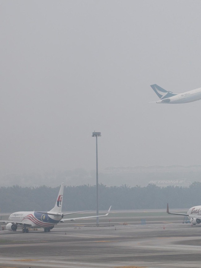 Kabut Asap Karhutla Indonesia Ganggu Penerbangan di Malaysia