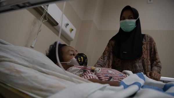 Kabut Asap Mencekik Palembang, Kasus ISPA Tembus 6.000 Pasien