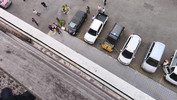 Lokasi balita jatuh dari balkon lantai 5 hotel di Samarinda.