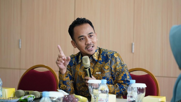 Pakar kajian budaya dan media Universitas Muhammadiyah Surabaya (UMSURA), Radius Setiyawan