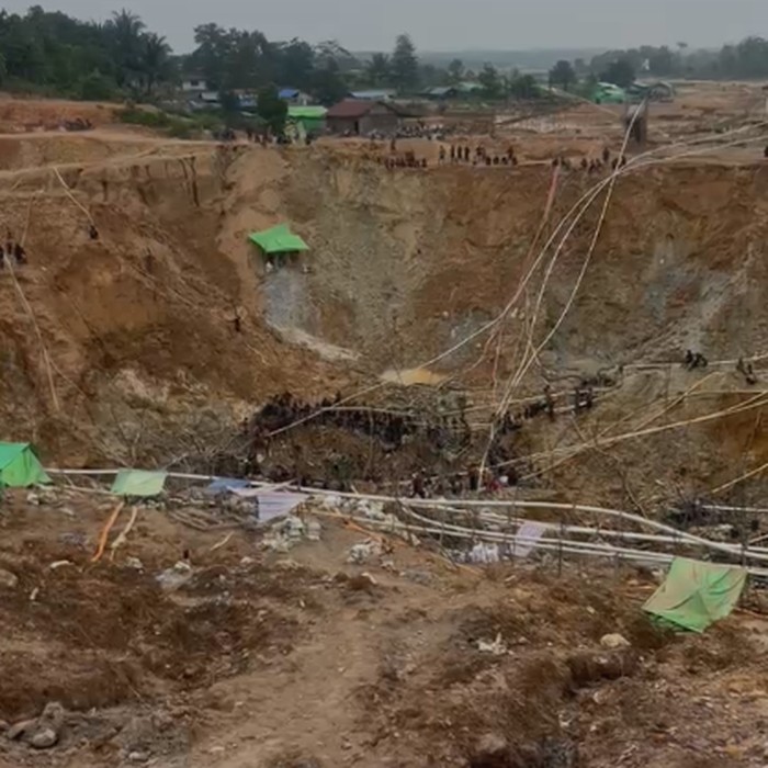 Penambangan emas tanpa izin (PETI) di Dusun Kabang, Kecamatan Lembah Bawang, Kabupaten Bengkayang