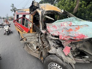 Tabrakan Beruntun 3 Kendaraan di Sergai, Sopir Angkot Tewas