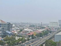Udara Makassar Makin Buruk Imbas Asap Kiriman Papua-Maluku