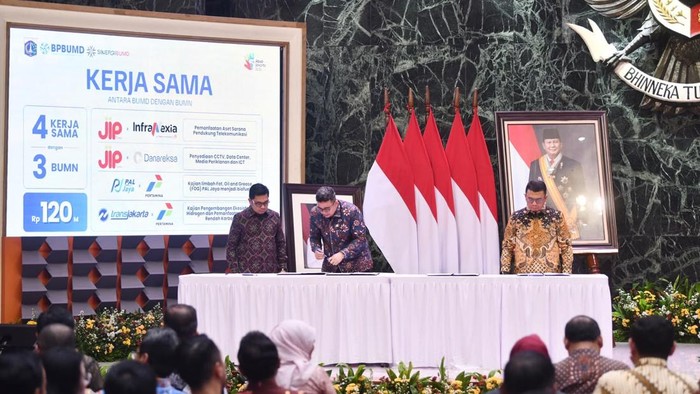 Pertamina dan Transjakarta Jajaki Pengembangan Bus Hidrogen