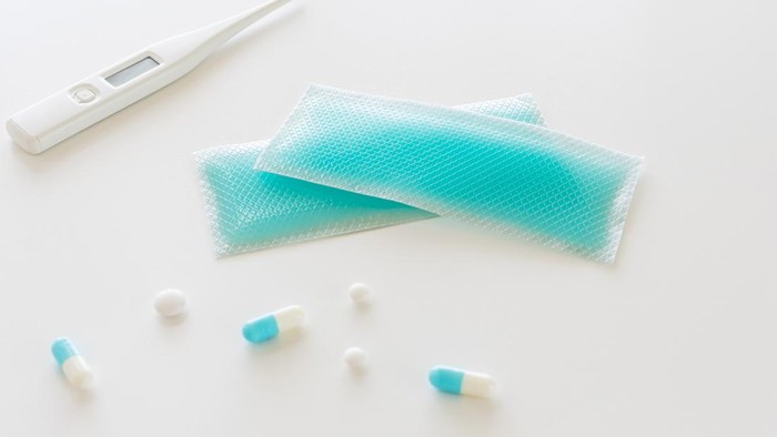 Cooling gel pack., cooling gel sheet, cooling gel pad, cold, fever