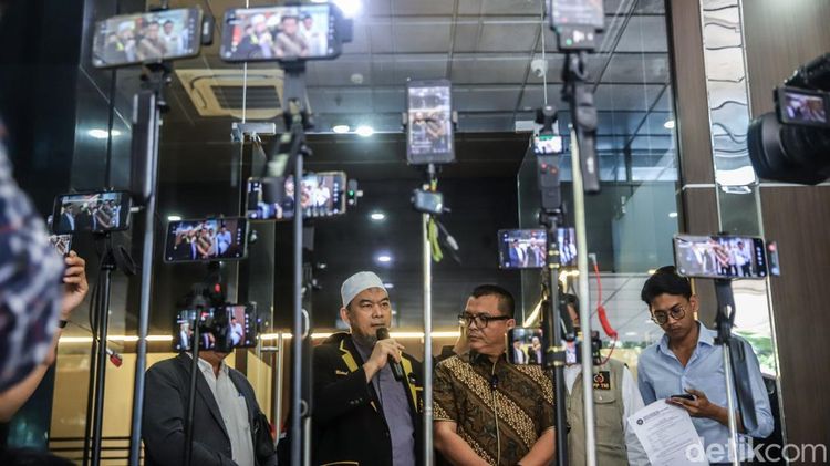 Polemik Pencalonan Gibran, Denny Indrayana Tempuh Jalur Etik di DKPP