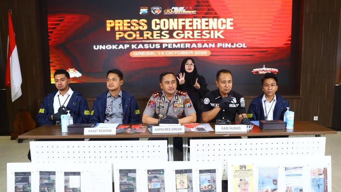Polres Gresik mengungkap kasus pemerasan DC pinjol fiktif