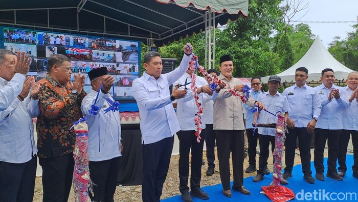 Kepala BGN Sudaryono meresmikan SPPG 3T di Aceh Besar.