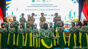 Selain mengembangkan keterampilan bermusik, kegiatan paduan suara turut menanamkan nilai disiplin, tanggung jawab, dan kerja sama. Setiap anggota harus mengikuti arahan, menjaga konsentrasi, serta menyesuaikan suara dengan anggota lainnya. Proses latihan bersama juga mendorong peserta untuk saling menghargai dan membangun kekompakan demi mencapai hasil yang maksimal.
