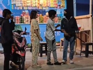 Polisi Ungkap Motif Aksi Koboi Gadis Bergolok di Garut