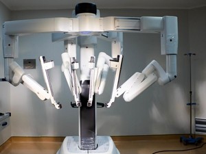 Operasi Kanker Rektum Bisa Dibantu Teknologi Robotik, Ini Keunggulannya