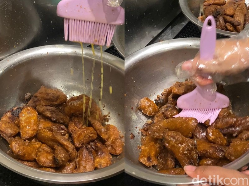 Titik Desa Titik Desa, kafe yang menawarkan menu pisang goreng madu lezat dengan lapisan butter Wisjman.