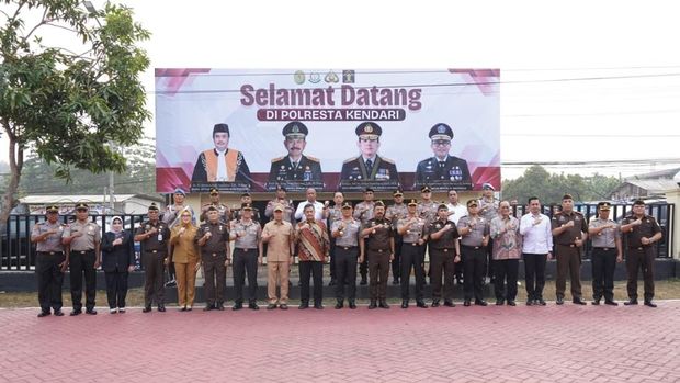 Wakapolri Komjen Wahyu Hadiningrat saat kunjungan ke Kota Kendari, Sulawesi Tenggara. Dokumen Istimewa Wakapolri Komjen Wahyu Hadiningrat saat kunjungan ke Kota Kendari, Sulawesi Tenggara. Dokumen Istimewa