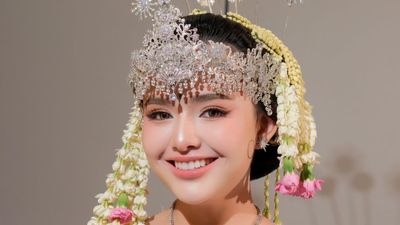 Gaya Amanda Manopo Manglingi Jadi Bak Pengantin Sunda, Anggun Berkebaya Putih