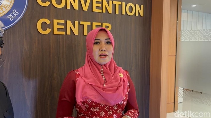 Anggota DPD RI asal Jawa Timur Lia Istifhama
