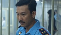 Melalui unggahan video singkat, Denny Sumargo mengenang lika-liku kariernya, mulai dari atlet basket, host, aktor, content creator, hingga menjadi produser film. Dulu, hidupnya banyak diisi untuk mencari jati diri, prestasi, dan kesuksesan semata. (Foto: dok Instagram sumargodenny)