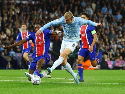 Dua Gol ke Gawang PSG Bawa Haaland Geser Rekor Messi