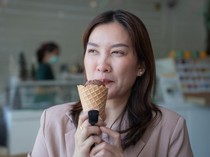 Bukan Mitos! Makan Es Krim Bermanfaat Usir Stres hingga Rasa Sedih