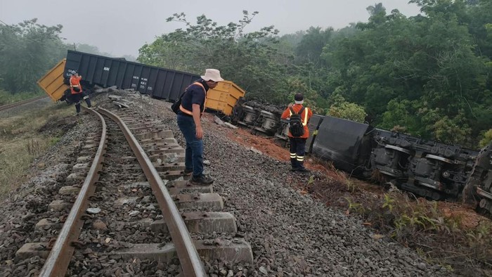 Kereta kecelakaan di Kabupaten OKU, Sumatera Selatan