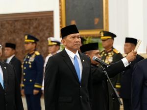 Video: Prabowo Lantik Letjen Kristomi Sianturi Jadi Kepala BNPB